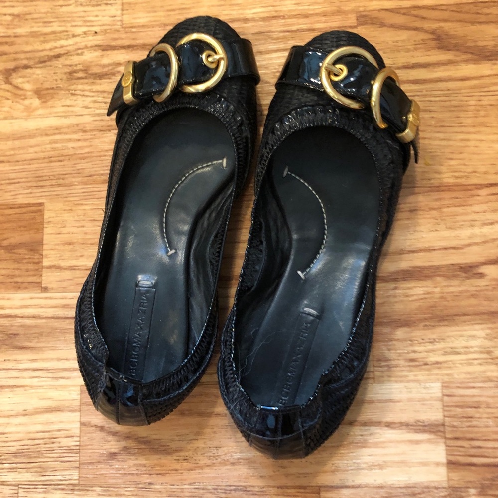 BCBG black flats